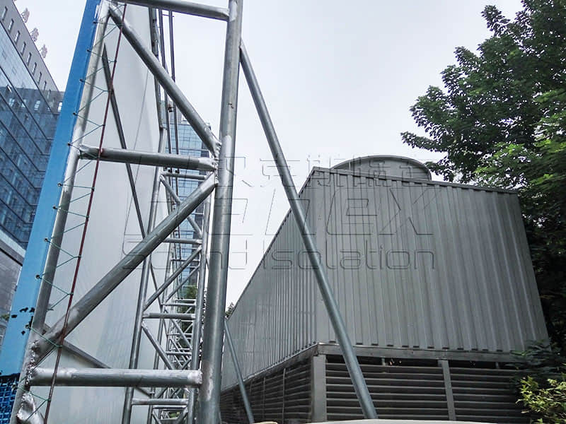 商業(yè)屋面裙樓中央空調(diào)冷卻塔降噪方案！降噪？減振誰(shuí)為主？
